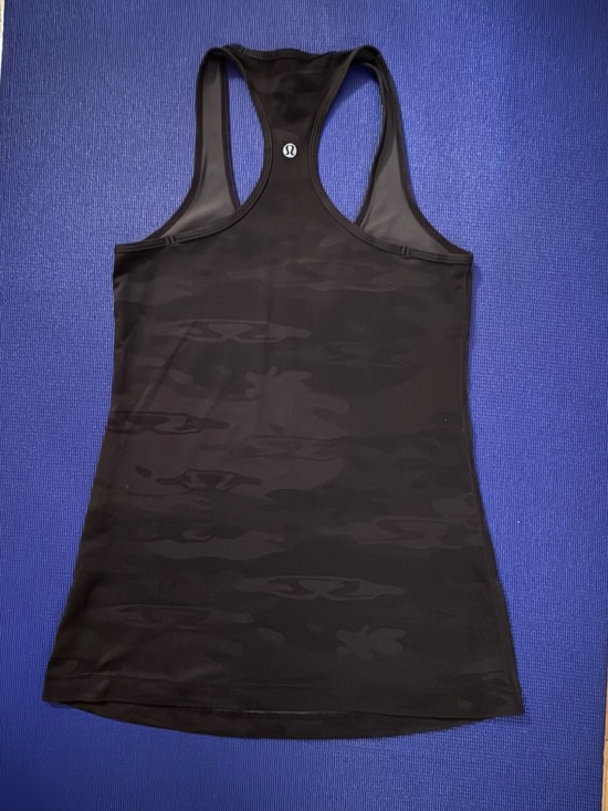 Lululemon racer back tank - Picture 2 of 2